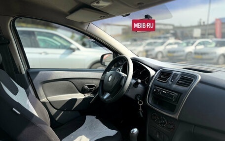 Renault Logan II, 2014 год, 590 000 рублей, 19 фотография