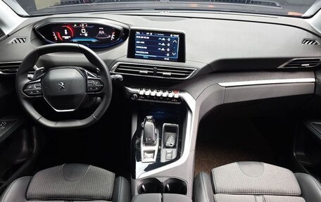 Peugeot 3008 II, 2023 год, 2 097 000 рублей, 6 фотография