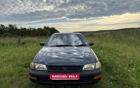 Toyota Corona IX (T190), 1993 год, 130 000 рублей, 2 фотография