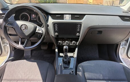 Skoda Octavia, 2018 год, 2 050 000 рублей, 8 фотография