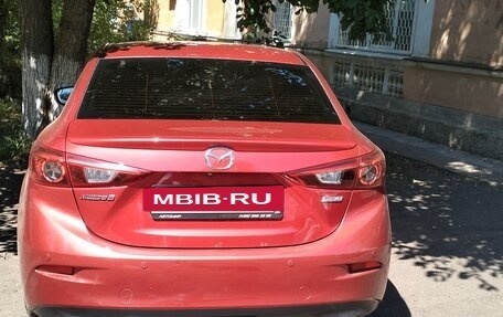 Mazda 3, 2015 год, 1 250 000 рублей, 2 фотография