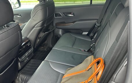 Toyota Land Cruiser, 2022 год, 11 500 000 рублей, 21 фотография