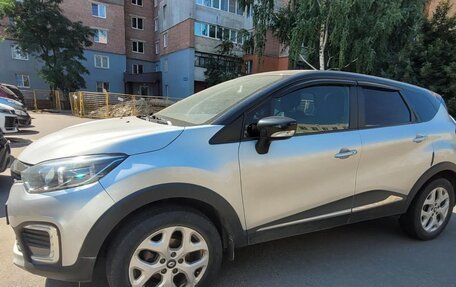Renault Kaptur I рестайлинг, 2016 год, 1 480 000 рублей, 2 фотография