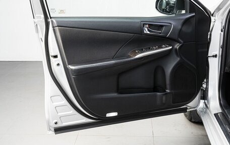 Toyota Camry, 2015 год, 1 940 000 рублей, 11 фотография
