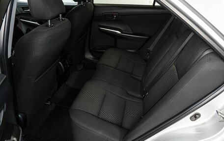 Toyota Camry, 2015 год, 1 940 000 рублей, 14 фотография