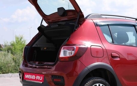 Renault Sandero II рестайлинг, 2019 год, 932 211 рублей, 18 фотография