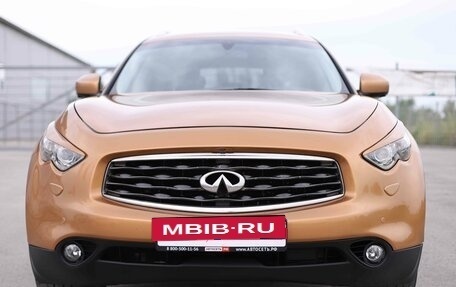 Infiniti FX II, 2010 год, 1 924 000 рублей, 2 фотография