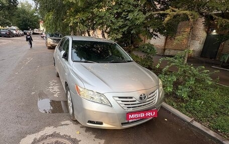Toyota Camry, 2008 год, 800 000 рублей, 2 фотография