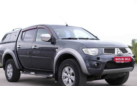 Mitsubishi L200 IV рестайлинг, 2011 год, 1 456 000 рублей, 3 фотография