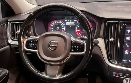 Volvo S60 III, 2021 год, 2 800 000 рублей, 33 фотография