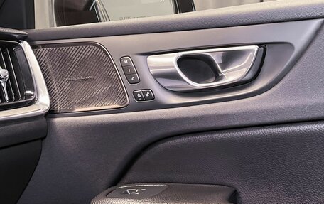Volvo S60 III, 2021 год, 2 800 000 рублей, 21 фотография