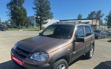 Chevrolet Niva I рестайлинг, 2013 год, 498 000 рублей, 1 фотография