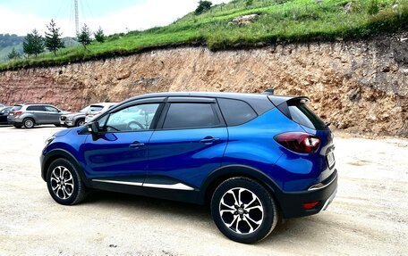 Renault Kaptur I рестайлинг, 2021 год, 1 650 000 рублей, 11 фотография