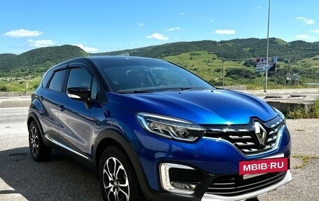Renault Kaptur I рестайлинг, 2021 год, 1 650 000 рублей, 2 фотография