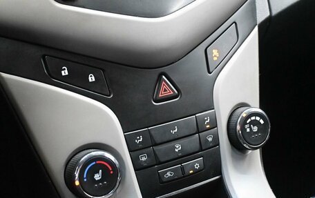 Chevrolet Cruze II, 2012 год, 779 900 рублей, 17 фотография