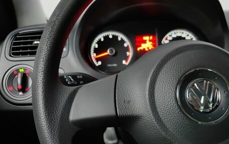 Volkswagen Polo VI (EU Market), 2011 год, 519 000 рублей, 17 фотография