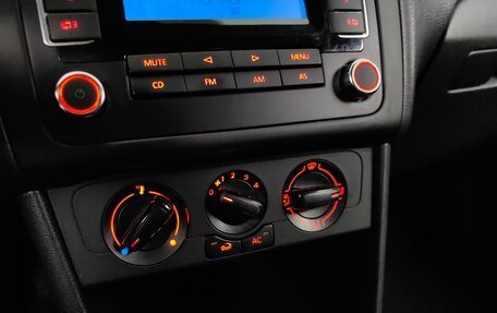 Volkswagen Polo VI (EU Market), 2011 год, 519 000 рублей, 15 фотография