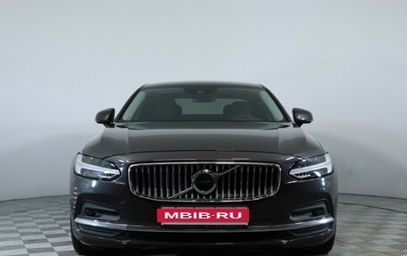 Volvo S90 II рестайлинг, 2021 год, 3 500 000 рублей, 8 фотография