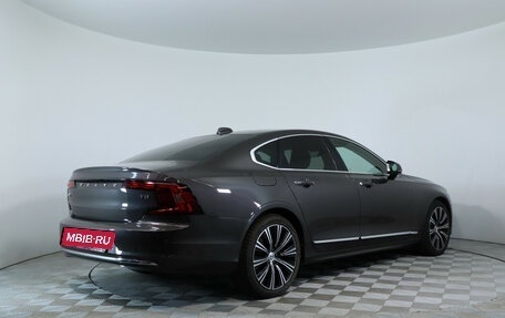 Volvo S90 II рестайлинг, 2021 год, 3 500 000 рублей, 19 фотография