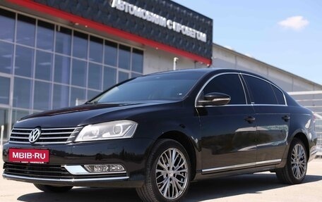Volkswagen Passat B7, 2014 год, 1 099 000 рублей, 1 фотография