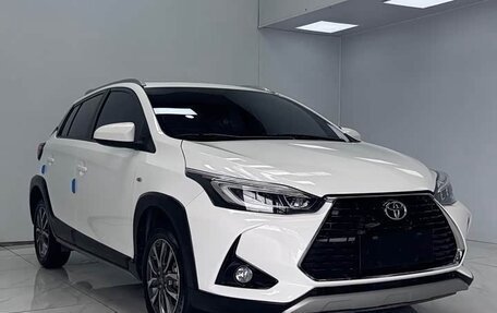 Toyota Yaris XP150 рестайлинг, 2022 год, 1 378 010 рублей, 3 фотография