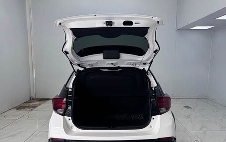 Toyota Yaris XP150 рестайлинг, 2022 год, 1 378 010 рублей, 14 фотография