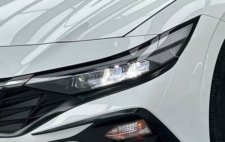 Hyundai Elantra, 2023 год, 1 645 010 рублей, 2 фотография