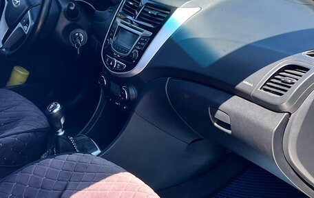 Hyundai Solaris II рестайлинг, 2012 год, 669 999 рублей, 11 фотография