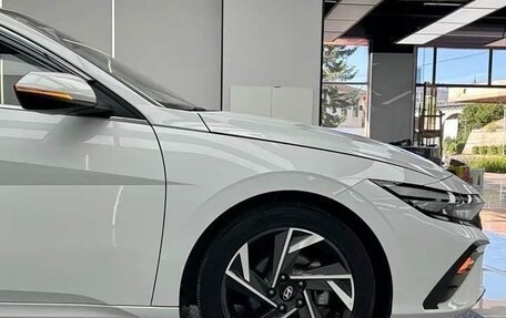 Hyundai Elantra, 2023 год, 1 645 010 рублей, 8 фотография