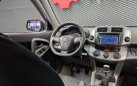 Toyota RAV4, 2011 год, 1 300 000 рублей, 13 фотография