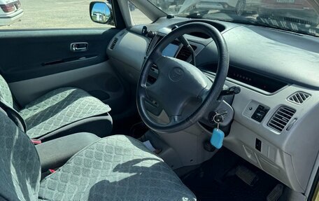 Toyota Nadia, 2000 год, 543 000 рублей, 3 фотография
