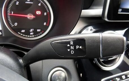 Mercedes-Benz C-Класс, 2018 год, 1 860 000 рублей, 14 фотография