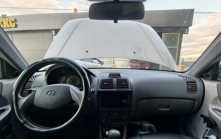 Hyundai Accent II, 2003 год, 300 000 рублей, 35 фотография
