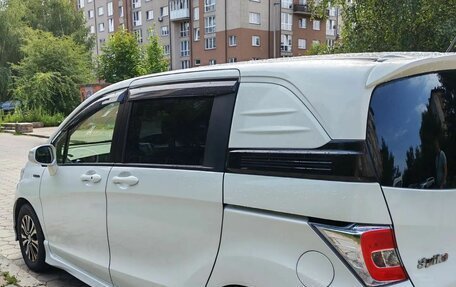Honda Freed I, 2014 год, 1 399 000 рублей, 5 фотография