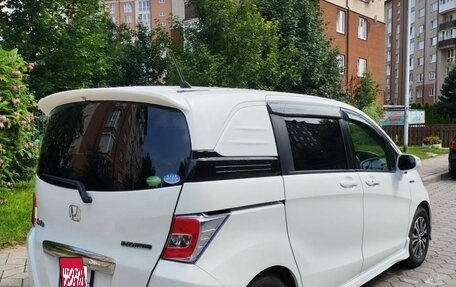 Honda Freed I, 2014 год, 1 399 000 рублей, 4 фотография