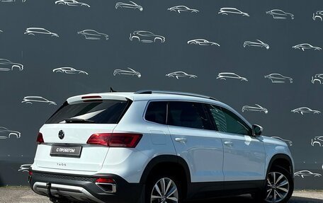 Volkswagen Taos, 2021 год, 1 884 800 рублей, 2 фотография