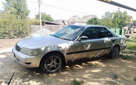 Honda Inspire III, 1995 год, 125 000 рублей, 2 фотография