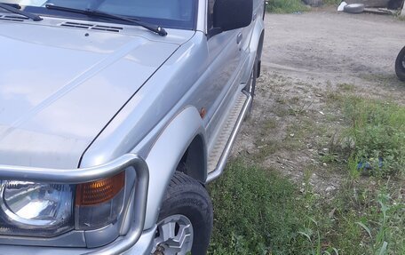 Mitsubishi Pajero III рестайлинг, 1996 год, 550 000 рублей, 3 фотография