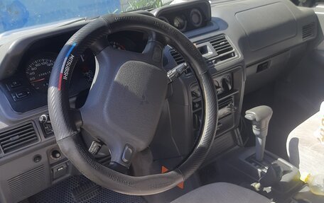 Mitsubishi Pajero III рестайлинг, 1996 год, 550 000 рублей, 7 фотография