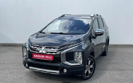 Mitsubishi Xpander, 2022 год, 2 000 000 рублей, 1 фотография