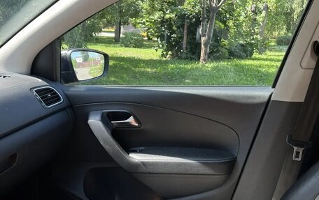 Volkswagen Polo VI (EU Market), 2013 год, 820 000 рублей, 4 фотография