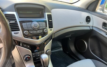 Chevrolet Cruze II, 2011 год, 590 000 рублей, 11 фотография