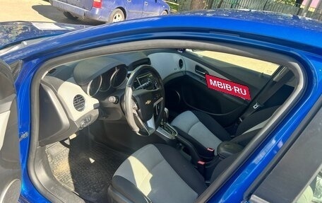 Chevrolet Cruze II, 2011 год, 590 000 рублей, 9 фотография