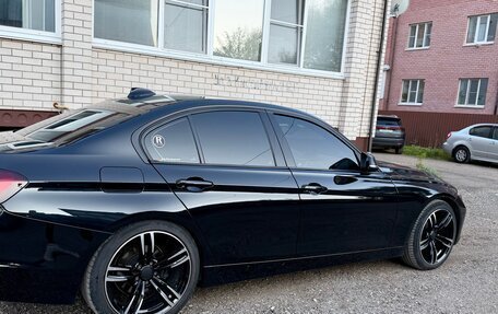 BMW 3 серия, 2012 год, 1 600 000 рублей, 5 фотография