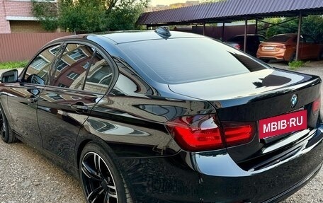 BMW 3 серия, 2012 год, 1 600 000 рублей, 3 фотография