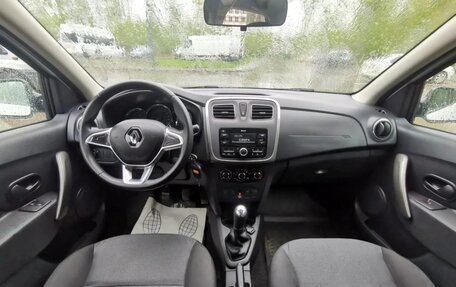 Renault Logan II, 2019 год, 680 000 рублей, 26 фотография