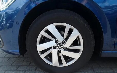 Volkswagen Polo VI (EU Market), 2022 год, 1 592 000 рублей, 5 фотография
