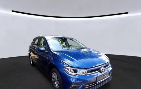 Volkswagen Polo VI (EU Market), 2022 год, 1 592 000 рублей, 3 фотография