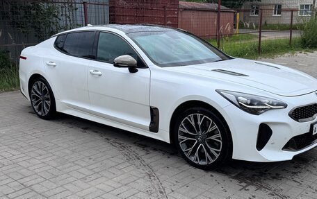 KIA Stinger I, 2018 год, 2 600 000 рублей, 3 фотография