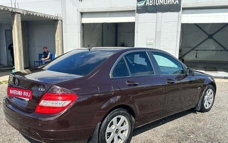 Mercedes-Benz C-Класс, 2010 год, 1 050 000 рублей, 2 фотография